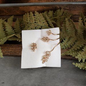 Avon Leaf it to Me Ear Cuff Set